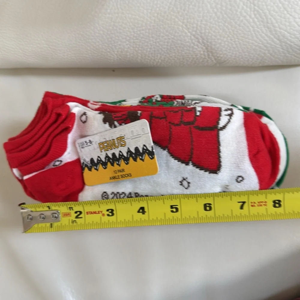 Peanuts -Snoopy Ankle Socks (12 pairs)